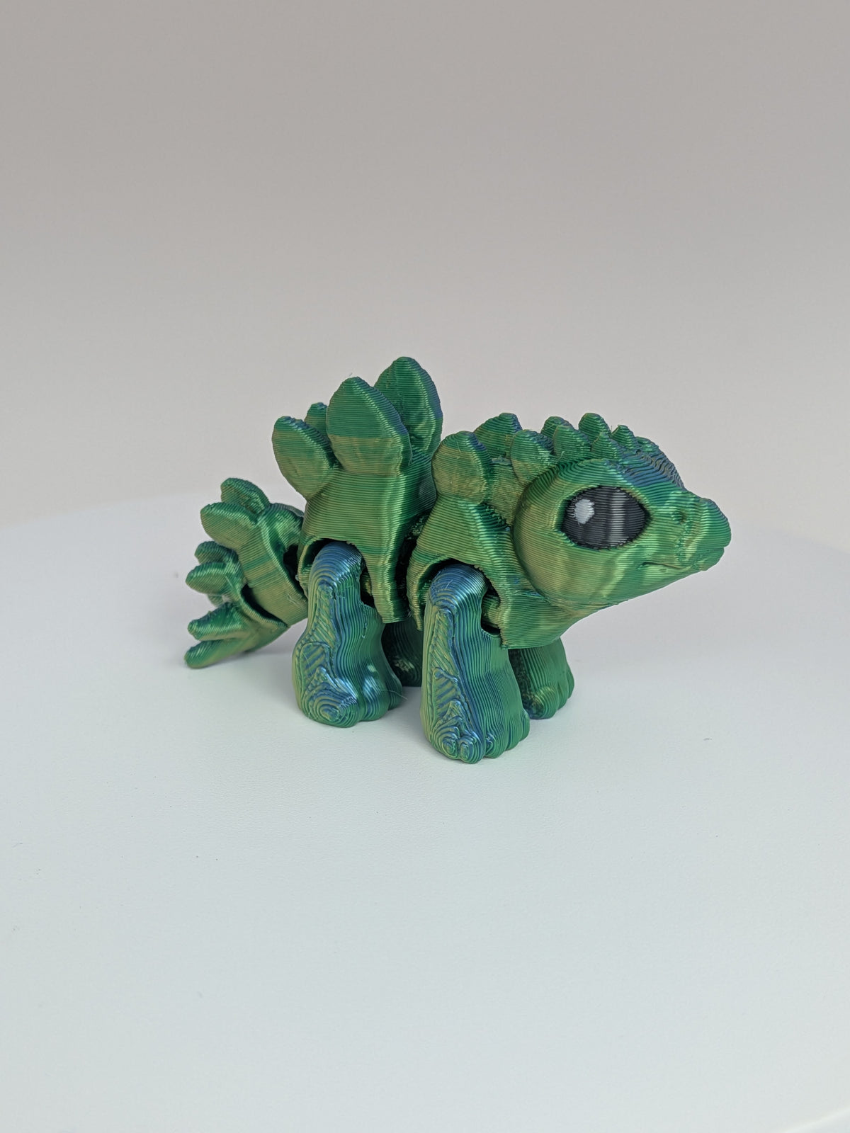 Fan Back Dino Hatchling