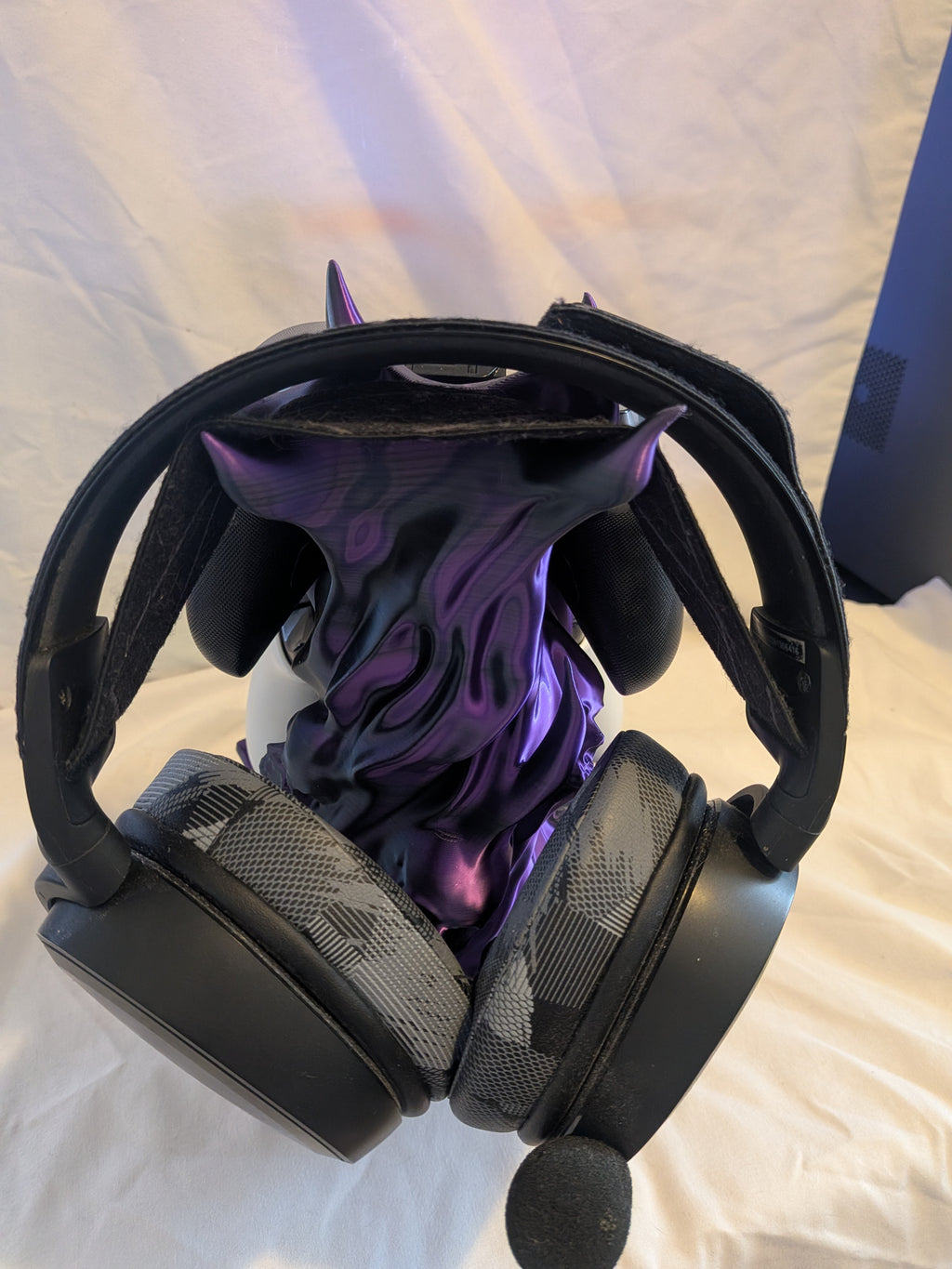 Spellcaster Stash Headphone Controller Holder